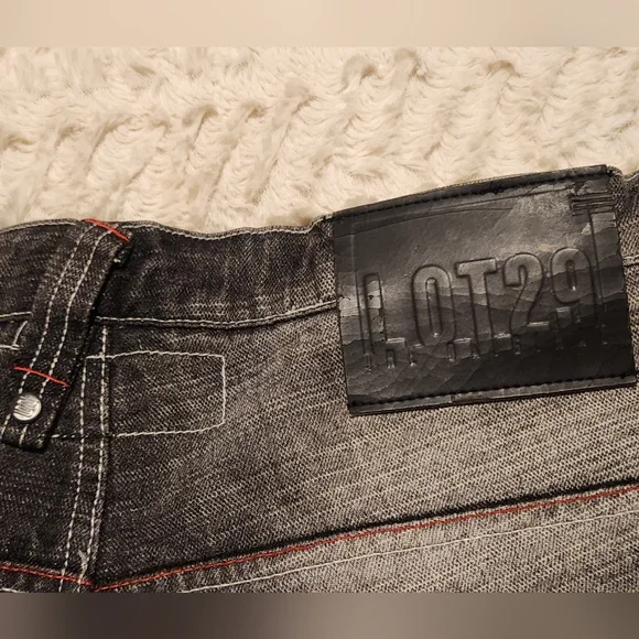 LOT 29 Wile E. Coyote Jeans. Black/Gray. Size 38. EUC - Picture 5 of 7